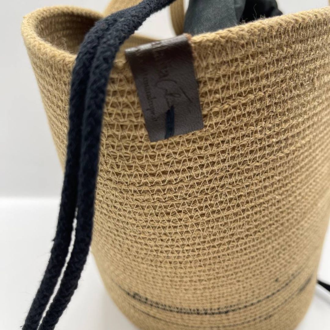 MUSTARD BAG - Color: MUSTARD / BLACK - Measurements: 23 x 40 cm